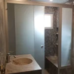 دوش شیشه ای