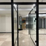 پارتیشن تک جداره به همراه استیکر و لوگو شرکت