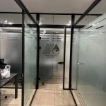 پارتیشن تک جداره به همراه استیکر و لوگو شرکت