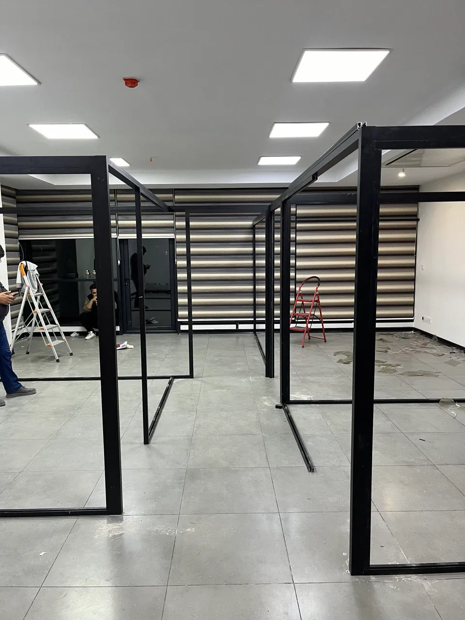 پارتیشن شیشه ای