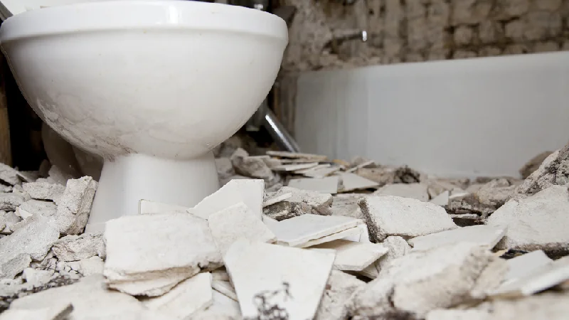 تخریب و آمادهسازی فضا سرویس بهداشتی