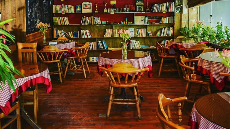 دکوراسیون داخلی کافه