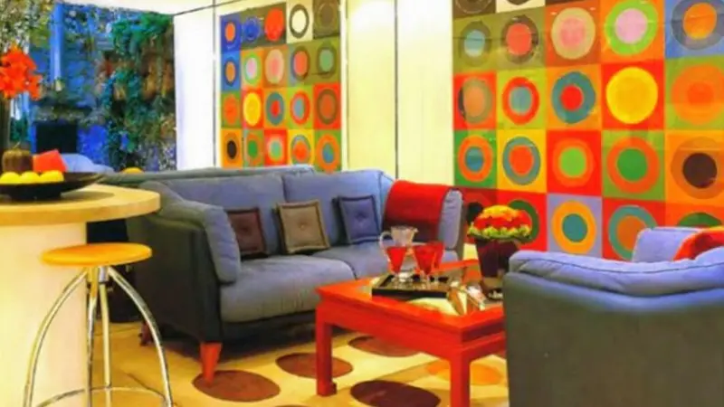 دکوراسیون رنگی رنگی زشت خانه