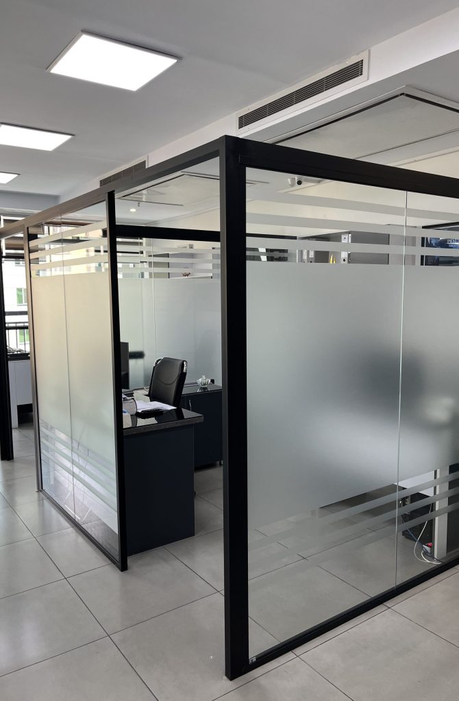 نمونه کارهای پارتیشن شیشه ای معمار فراز